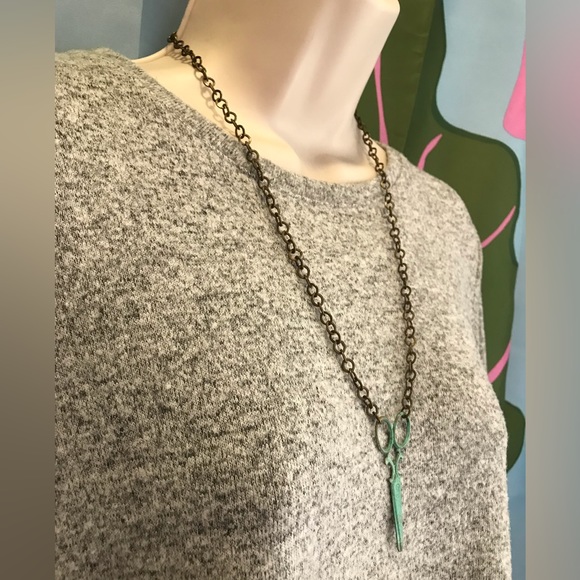 Cut - Picture 2 of 8